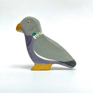 Wood pigeon bird wooden toy pretend play Montessori Waldorf vegan