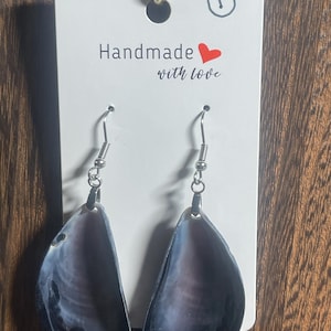 Earrings-Mussel Shell-with or without Pearl