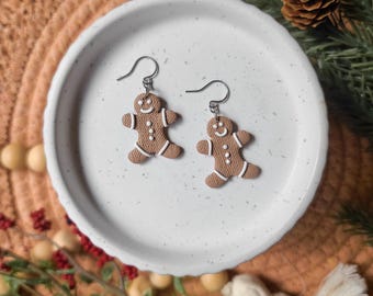 Christmas gingerbread men! Cute polymer clay holiday earrings, hypoallergenic stainless steel dangles