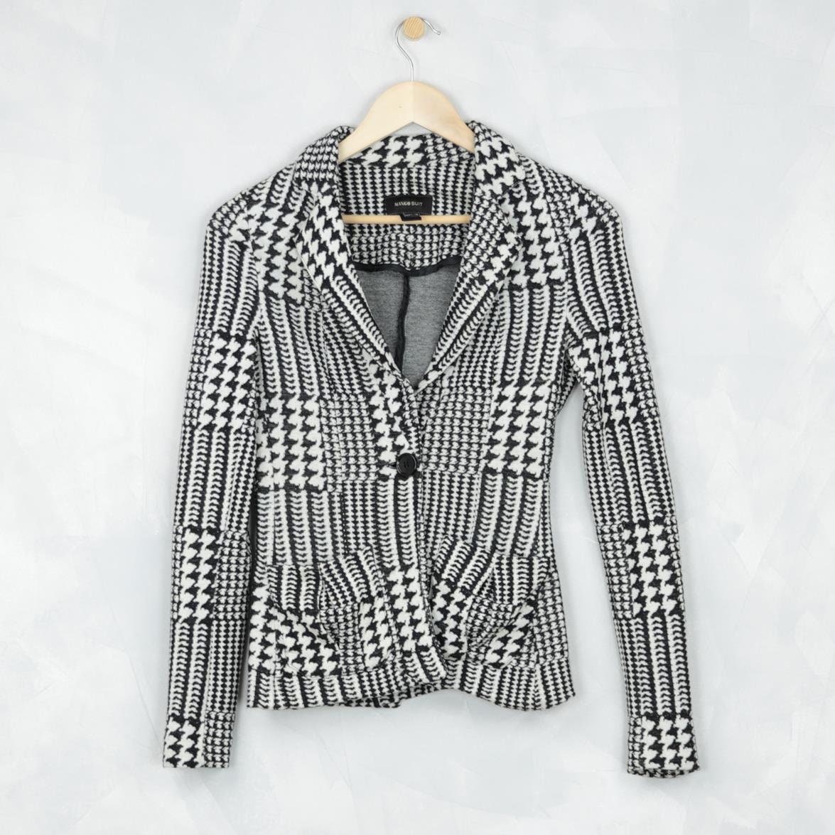 monochrome blazer womens