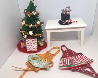 Christmas time in the dollhouse - miniature decorations for the holiday season