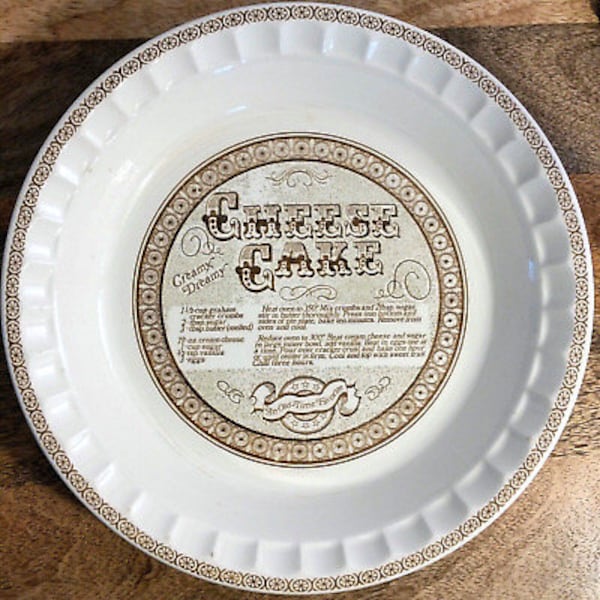 Royal China Co Vintage Cheesecake Pie Plate Jeannette Pattern 1983 Discontinued