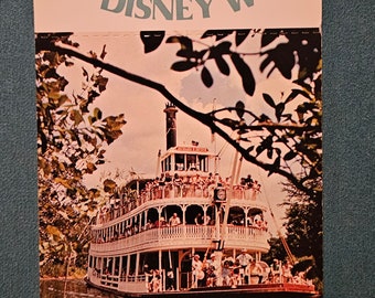 Libro de postales de Disney World Frontierland de 1980. Clásico. 8 postales, aún en librito. Muy buen estado.