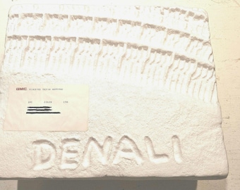 Paquete promocional de presentación del Yukon Denali 1999, MUY RARO, enviado directamente al cliente. Nota en las fotos: el poliestireno no está roto, ¡es una mirilla!