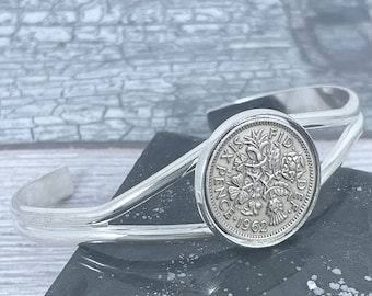 Sixpence Geburtstags-Andenken, Andenken, Jahr 1966 Britisches Sixpence-Münzen-Armband