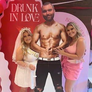 Custom photo standee cut outs - Custom Personalised Wedding/Hens/Event Welcome Sign Signage - wavy scallop arch standee