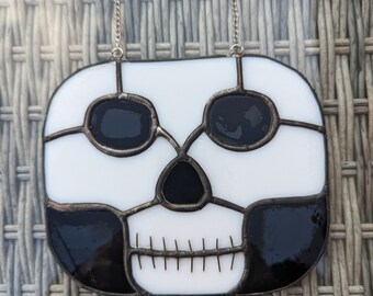 Stained Glass Skeleton Suncatcher - Halloween - Spooky - Skeleton - Suncatcher