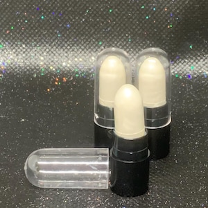 Mini muestras de lápiz labial blanco brillante