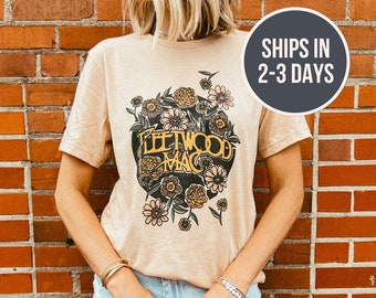 Fleetwood Mac T Shirt For Women, Vintage Floral Retro Band Graphic Tee, Distressed Band Rock and Roll Shirt