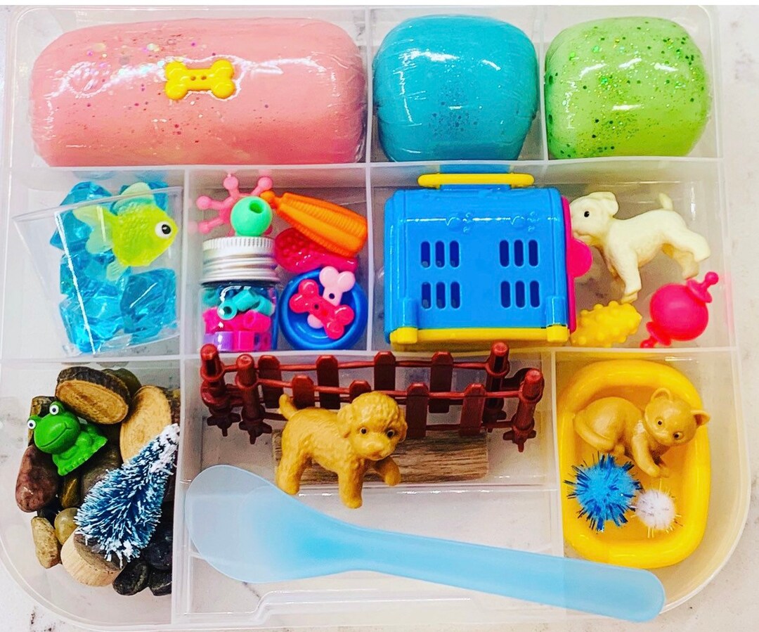 Playdough Kit, Construction and Truck Play Dough, Sensory Play, Pretend  Play, Playdoh Tools, Craft Kit, Busy Box for Kids, Boys Gift 