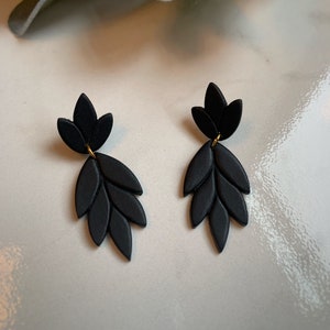 CLAY EARRINGS, Floral Black Clay Dangle Earring, Black Clay Earring, Black and Gold Clay Earring, Black Earrings