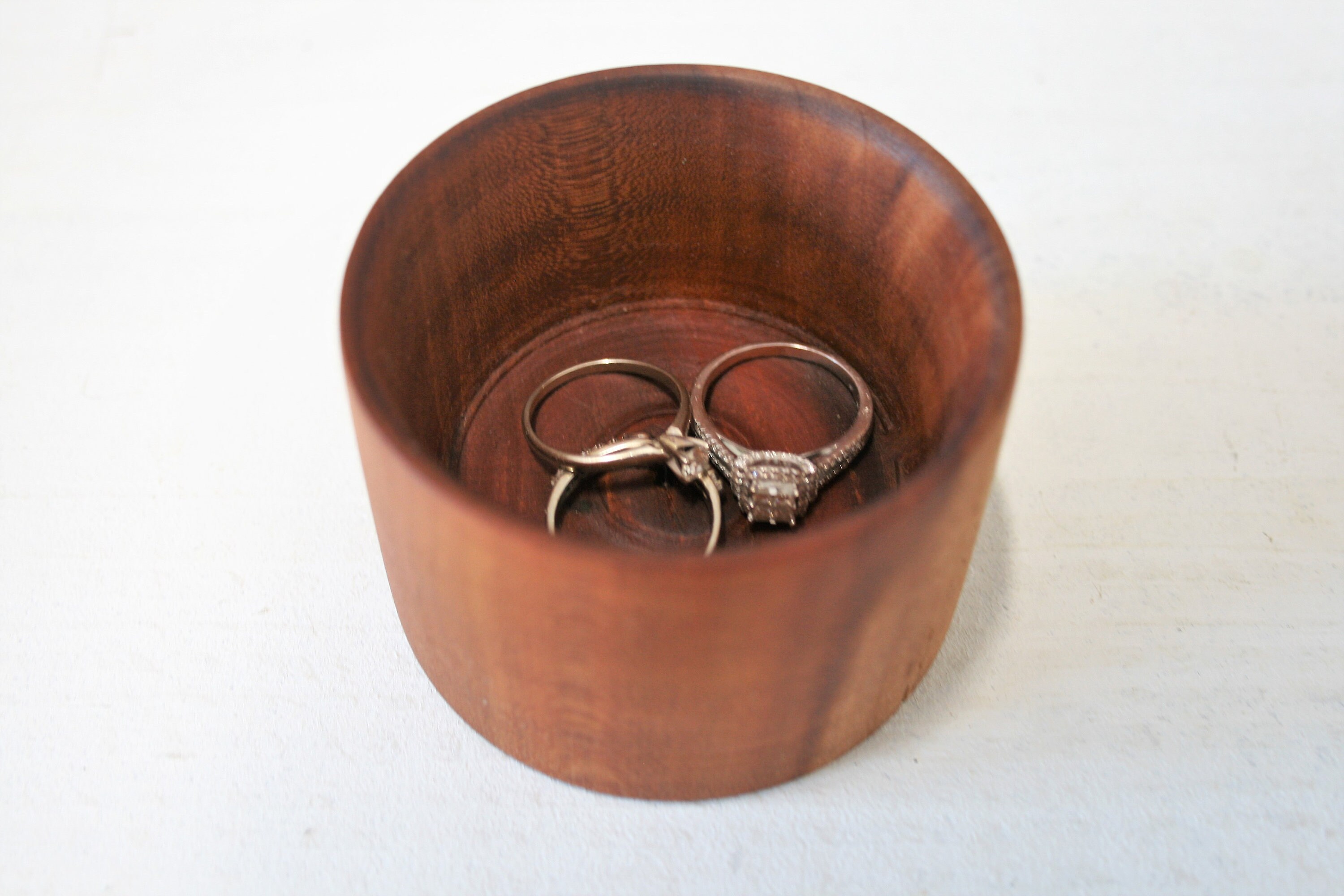 Cherry Wood and Copper Napkin Rings – Kanju Interiors