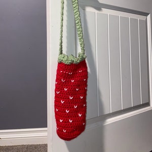 Strawberry bottle holder