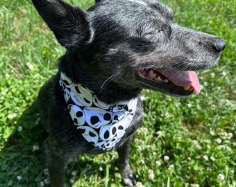 Skeleton Groom Purple & Skeletons Dog Bandanas | Puppy | Halloween | Christmas