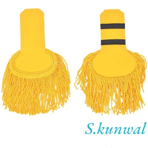 Ensemble d'épaulettes de fanfare avec épaulettes OR avec franges en soie jaune, par paire.