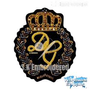 Dolce & Gabbana Handmade Gestickter DG Crown Black Blazer Patch.