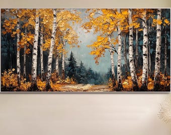 Può includere: Un dipinto paesaggistico rettangolare raffigura una scena di foresta con betulle e fogliame autunnale dorato. L'opera presenta un sentiero che conduce in una foresta oscura, con una tavolozza di colori giallo, bianco e verde scuro.