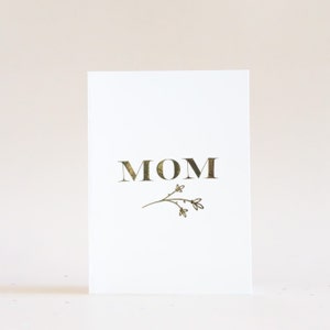 Greeting Card for Moms - Mom with Flowers [Gold]