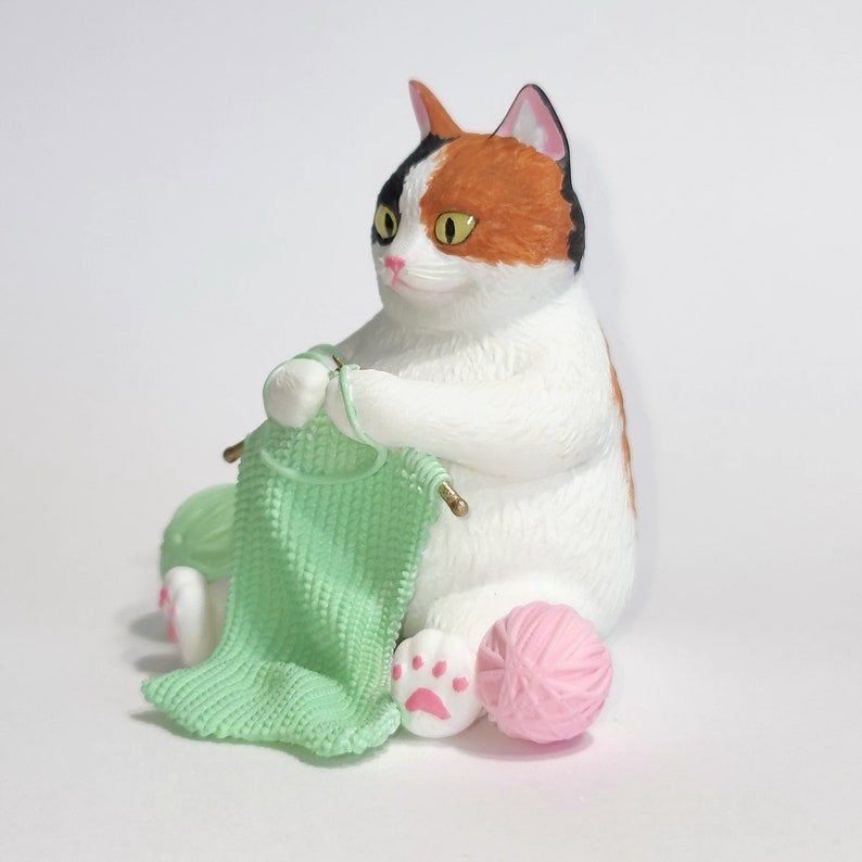 Tubby Tabbys, Knitting Kitty Fancy Furries Figurines Adorable Animal Friends Figurines and Ornaments image 3