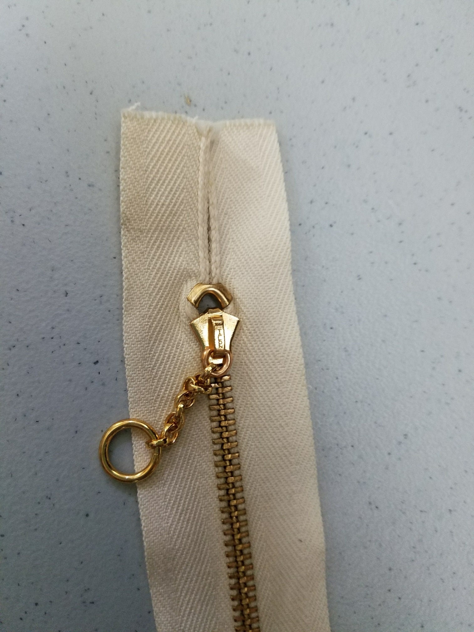 Genuine: Vintage Ca.1970's Nos/talon USA/RING CHAIN Slider Zipper W. Closed Ends/medium Duty 3 Metal3in Brass/beige Cotton/pocket,purse. - Etsy Genuine: Vintage Ca.1970's Nos/talon USA/RING CHAIN Slider Zipper W. Closed Ends/medium Duty 3 Metal3in Brass/beige Cotton/pocket,purse. - Etsy
