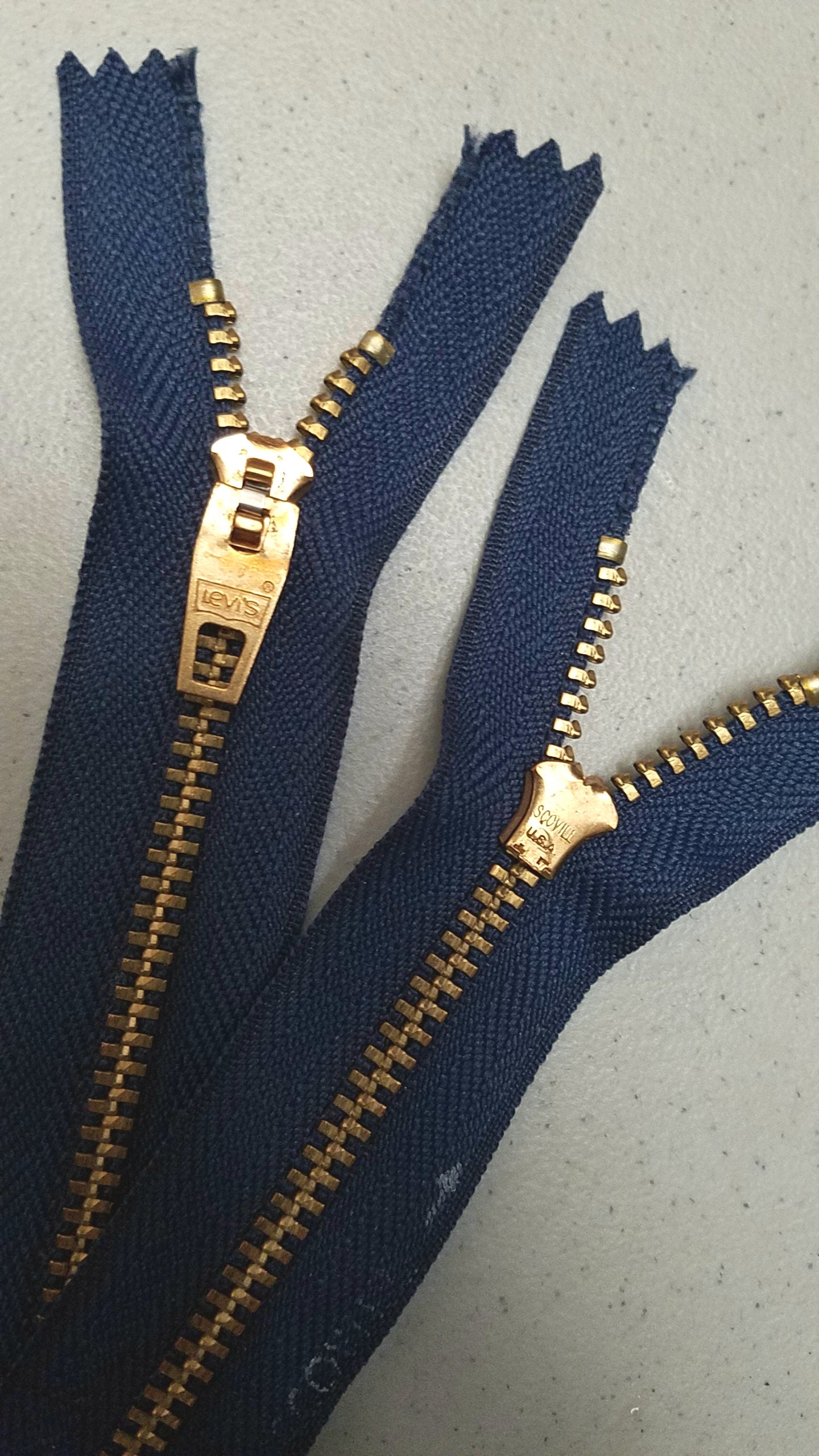 Choose Brand,color,length 10 to 11.5in/genuine: Vintage Ca.1960s-70's Nos Usa/levi's Scovillorscovill Metal Brass Jeans Pants Zipper. - Etsy Choose Brand,color,length 10 to 11.5in/genuine: Vintage Ca.1960s-70's Nos Usa/levi's Scovillorscovill Metal Brass Jeans Pants Zipper. - Etsy