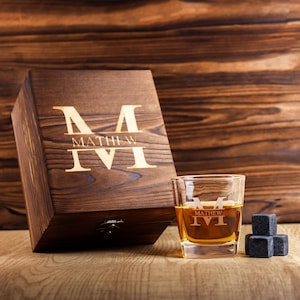 Personalized Whiskey Glass Set with Wooden Box, Groomsmen Gift, Best Man Gift, Groomsman Proposal, Boyfriend Gift, Gifts for Men