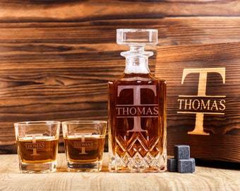 Gepersonaliseerde Whisky Decanter Set - Gepersonaliseerde Groomsmen Gifts - Gegraveerde Whisky Decanter Set Met Houten Doos - Beste Man Cadeau Papa Cadeau