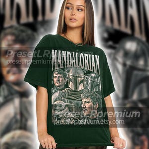 Petro Pascal Mandalorian Vintage T-Shirt, Hommage Retro 90er Jahre Grafik-Sweatshirt, Ideales Geschenk für TV-Serien und Filme Enthusiasts ID Forest Green