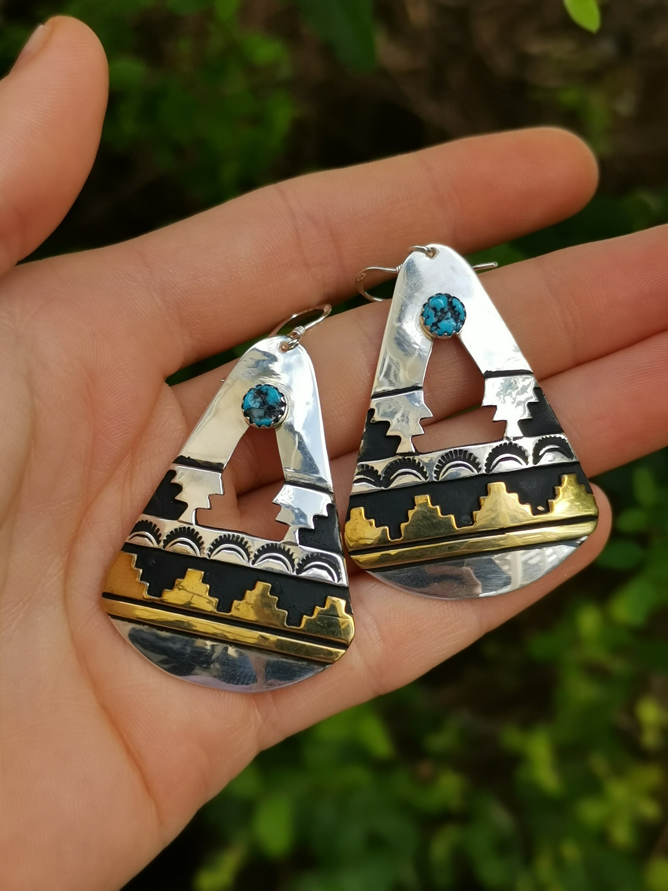 vintage tommy singer jewelry