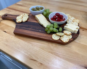 Charcuterie Board, Wood Tray, Charcuterie Board  Housewarming Gift, Wedding Gift, Christmas Gift Realtor gift - Free Personalization