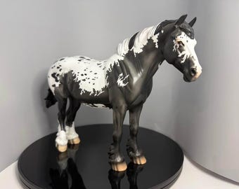 Peter Stone Heavy Draft Mare/Bunny Malone Limited Edition 30, geproduceerd in 2022