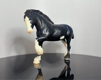 Breyer Little Bits Spotted Drafter blauw Sabino kleurvariatie productie 2005