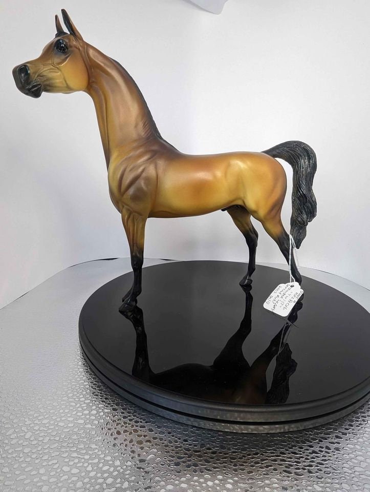 Peter Stone Traditional scale Arabian Stallion #18016 Twist SR TSC produced 2003 ships FREE