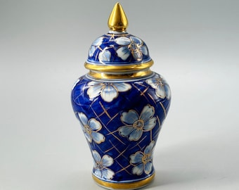 Vintage, ginger jar, cobalt blue, gold, hand painted, Flowers, very pretty