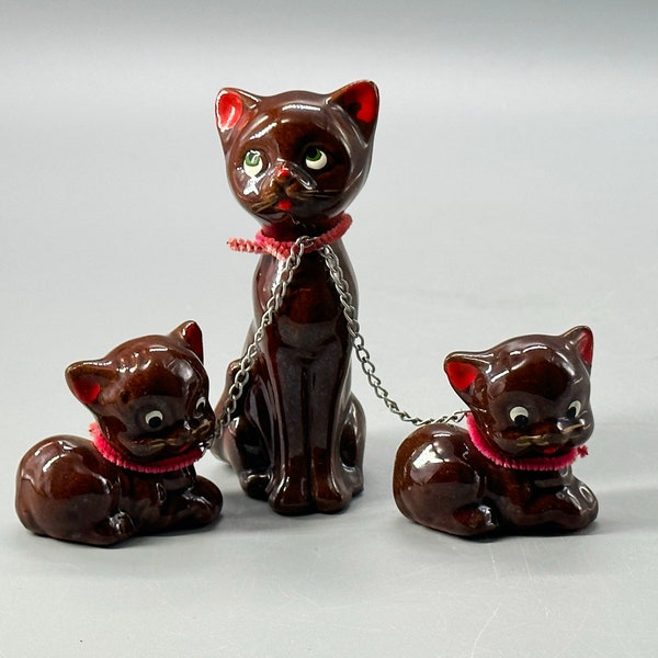 Vintage Mid Century 1950s 50s Japan ceramic dark brown mama cat and kittens figurine