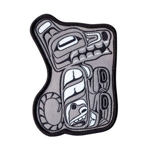 Canadian Indigenous Wolf Design Embroidered Iron on Patch
