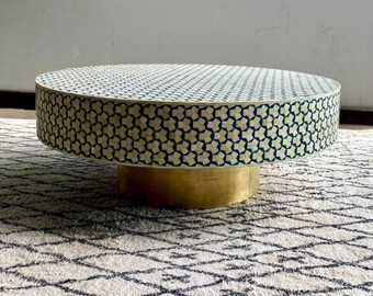 Handmade luxury Bone inlay targua pattern with brass metal base on wooden round coffee table for living rooms