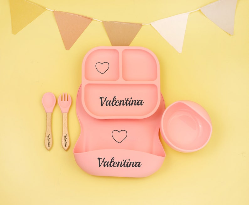 Personalisierte quadratische Silikon Teller, Entwöhnungsset, Baby Lätzchen Baby, Kinder Schüssel Geschirr Tischset Löffel Gabel Strohbecher, Fütterungsset mit Name Pink