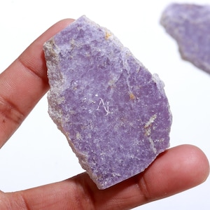 Pedra de Lepidolita Bruta: Placa de Cristal Roxo Bruto