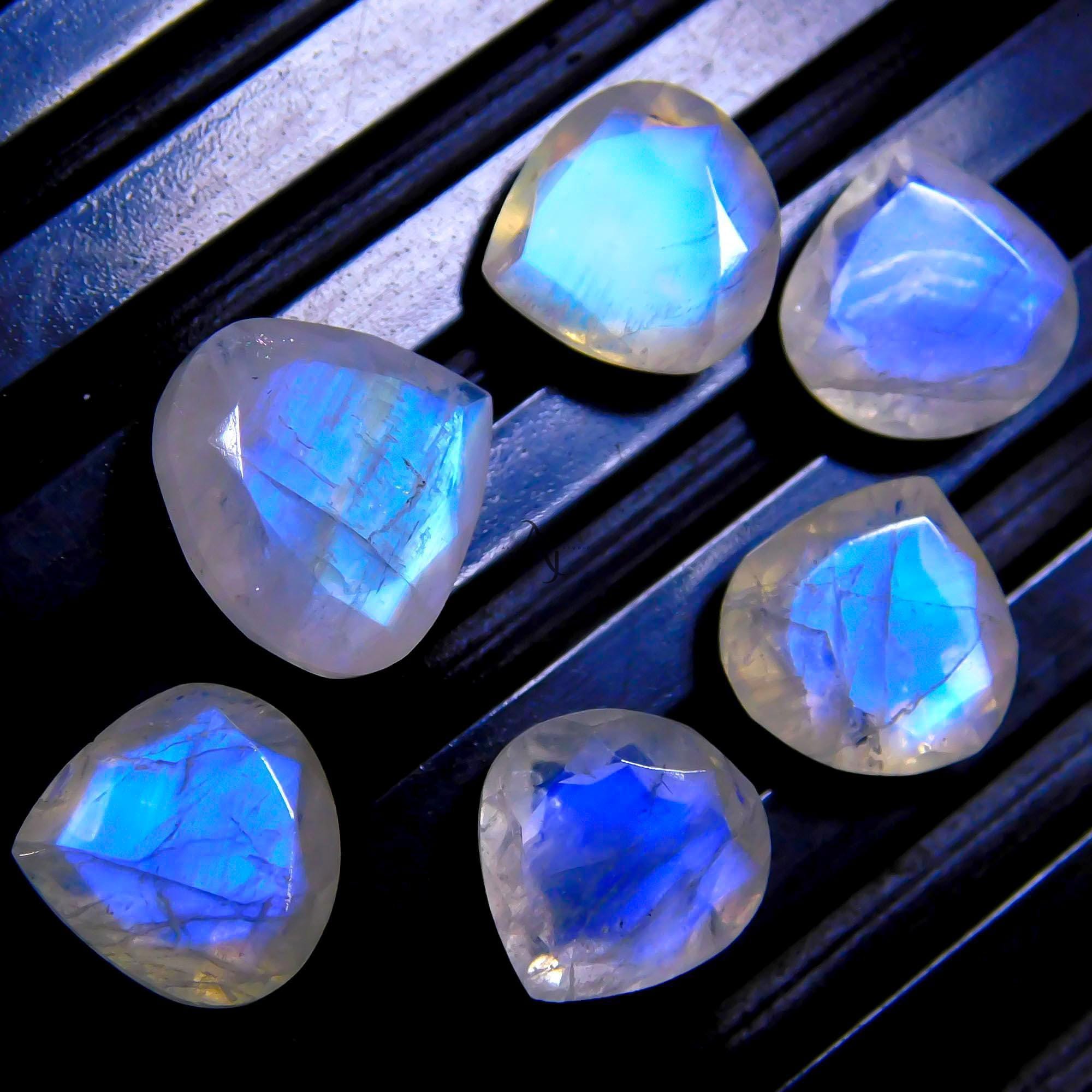 高品質 ムーンストーンハートNo.1647 ギラギラ 高品質 ムーンストーン