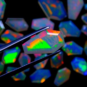 Ethiopian Welo Opal Crystal – Coffin Shape Multi Fire Opal Gemstone image 3