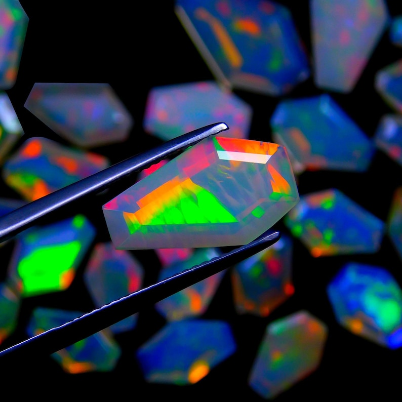 Ethiopian Welo Opal Crystal – Coffin Shape Multi Fire Opal Gemstone image 3
