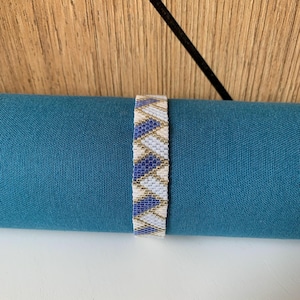 Miyuki Delica Beaded Woven Bracelet, Peyote Bracelet, Miyuki Beaded Bracelet, Peyote Weaving, Gift for Her, Blue Colors.
