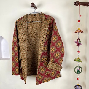 Trendy Cotton Handmade Kantha Quilted Jacket, Reversible Women&#39;s Soft Coat, Kimono Indian Vintage Boho Robe Jacket, Spring Gift for Her