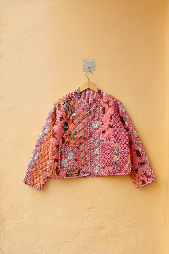 Indian Handmade Patchwork Quilted Jacket – Vintage Peach Cotton Reversible Boho Coat for Women
