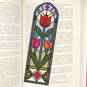 Stained Glass Tulip Bookmark Cross Stitch Pattern PDF, Beginner Friendly Floral Design
