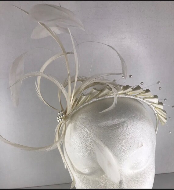 Lovely vintage bridal hair band fascinator - image 2