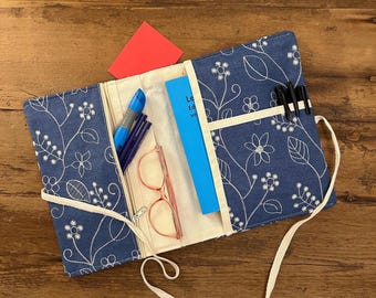 Handmade Embroidered Book Sleeve – A5 Organizer with Zippered Pocket. Gift for Book Lovers