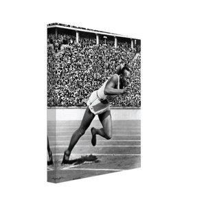 Jesse Owens Canvas Vintage Photo - Iconic Jesse Owens Canvas Print - UK, EU USA Domestic Shipping