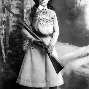 Annie Oakley Poster, Sharp Shooter, Vintage Photo - Iconic Annie Oakley Print - Little Sure Shot